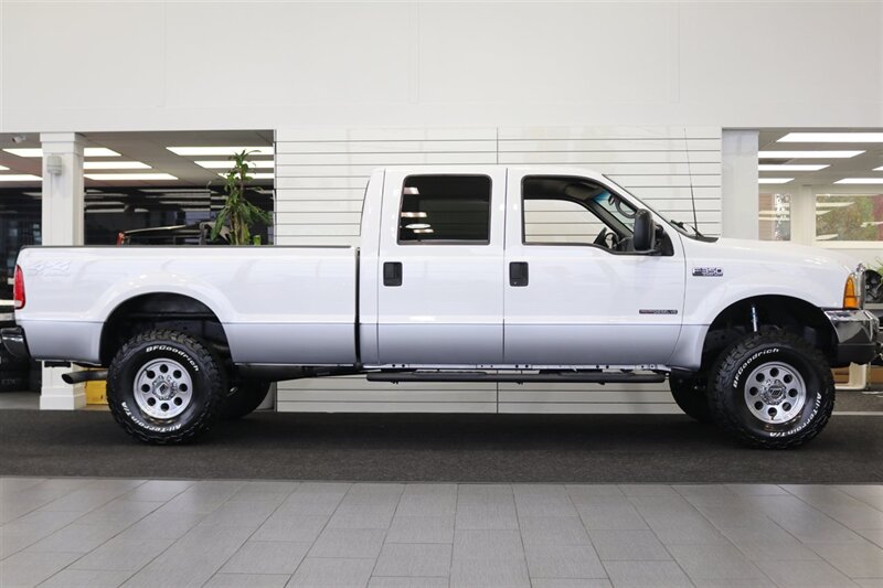 2000 Ford F-350 Super Duty XLT 4dr Crew Cab XLT - Photo 5 - Portland, OR 97230