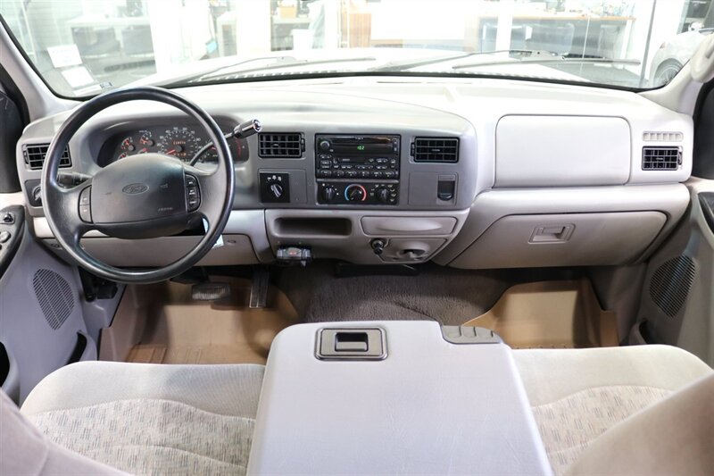 2000 Ford F-350 Super Duty XLT 4dr Crew Cab XLT - Photo 18 - Portland, OR 97230