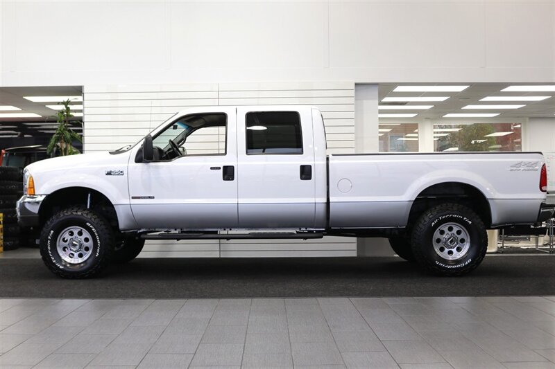 2000 Ford F-350 Super Duty XLT 4dr Crew Cab XLT - Photo 4 - Portland, OR 97230