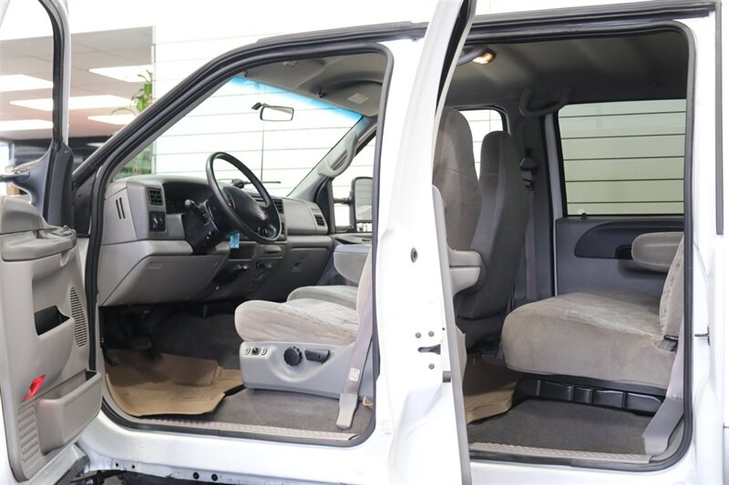 2000 Ford F-350 Super Duty XLT 4dr Crew Cab XLT - Photo 44 - Portland, OR 97230