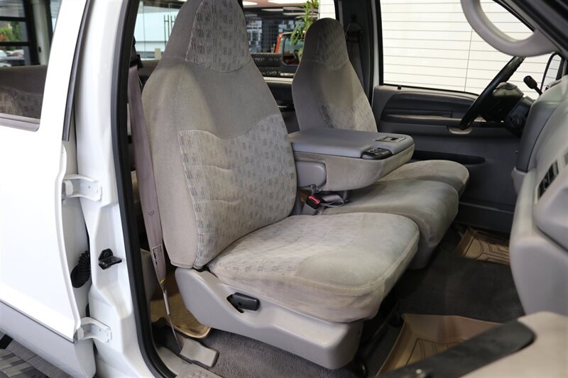 2000 Ford F-350 Super Duty XLT 4dr Crew Cab XLT - Photo 17 - Portland, OR 97230