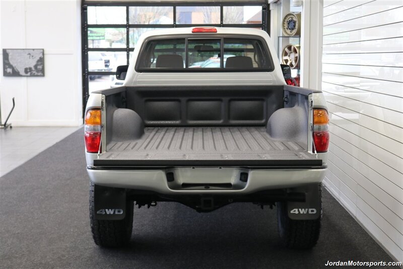 2002 Toyota Tacoma V6  100% RUST FREE* NEW TIMING BELT SERVICE* NEW 2.75 " BILSTEIN TOYTEC LEVEL LIFT W/DIFF DROPS* NEW 33 " FALKEN A/T 4 & 17 "TRD PRO WHEELS* REAR LOCKERS* LIKE NEW BED* ALL ORIGINAL BOOKS & KEYS - Photo 15 - Portland, OR 97230