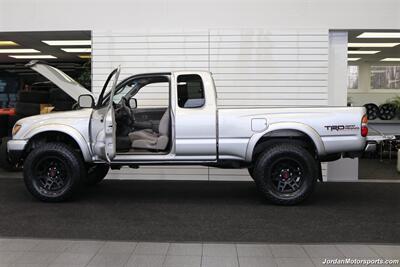 2002 Toyota Tacoma V6  100% RUST FREE* NEW TIMING BELT SERVICE* NEW 2.75 " BILSTEIN TOYTEC LEVEL LIFT W/DIFF DROPS* NEW 33 " FALKEN A/T 4 & 17 "TRD PRO WHEELS* REAR LOCKERS* LIKE NEW BED* ALL ORIGINAL BOOKS & KEYS - Photo 10 - Portland, OR 97230