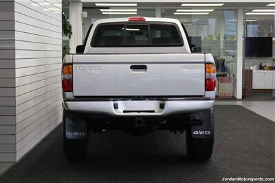 2002 Toyota Tacoma V6  100% RUST FREE* NEW TIMING BELT SERVICE* NEW 2.75 " BILSTEIN TOYTEC LEVEL LIFT W/DIFF DROPS* NEW 33 " FALKEN A/T 4 & 17 "TRD PRO WHEELS* REAR LOCKERS* LIKE NEW BED* ALL ORIGINAL BOOKS & KEYS - Photo 9 - Portland, OR 97230