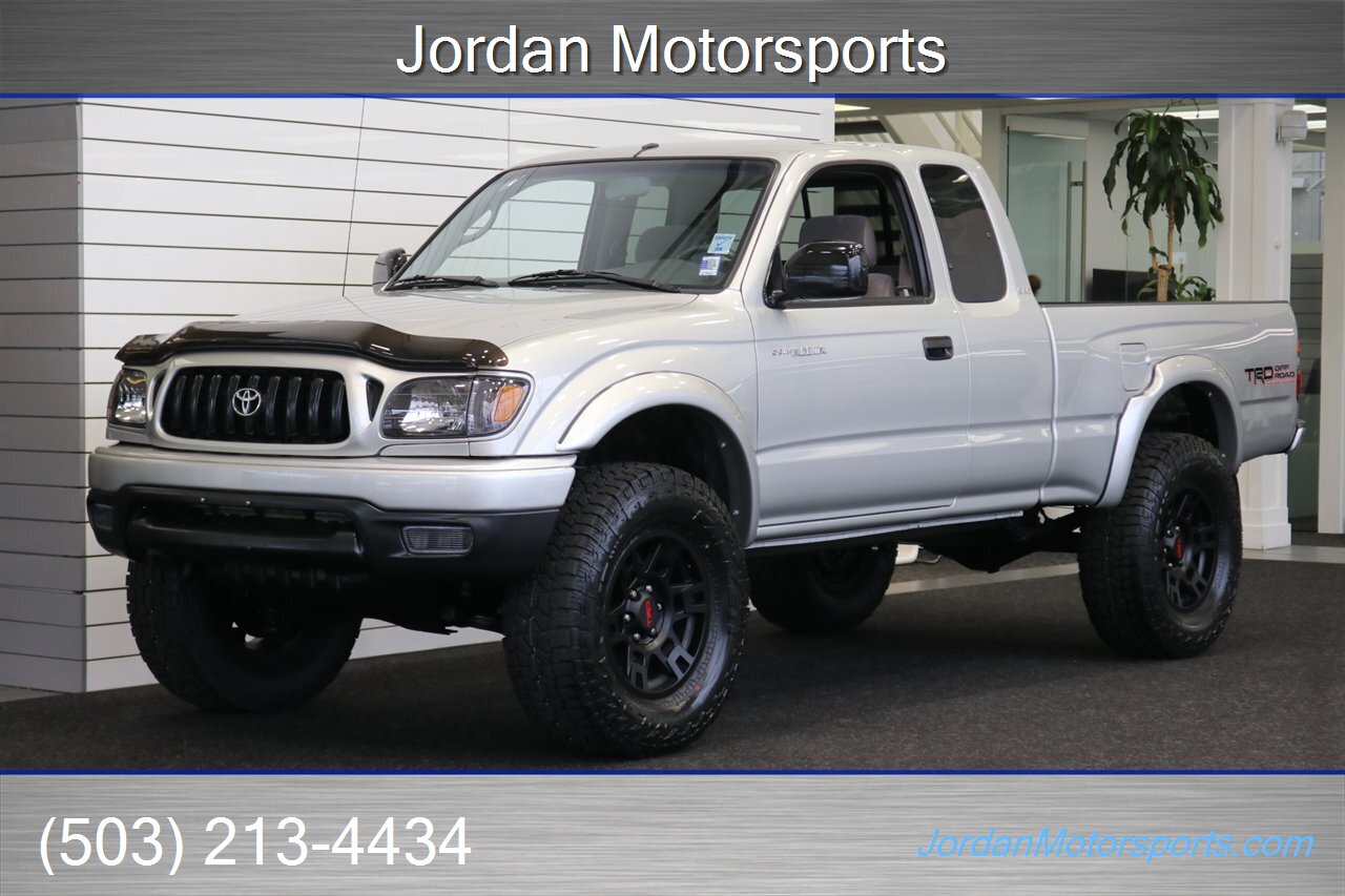 2002 Toyota Tacoma V6  100% RUST FREE* NEW TIMING BELT SERVICE* NEW 2.75 " BILSTEIN TOYTEC LEVEL LIFT W/DIFF DROPS* NEW 33 " FALKEN A/T 4 & 17 "TRD PRO WHEELS* REAR LOCKERS* LIKE NEW BED* ALL ORIGINAL BOOKS & KEYS - Photo 1 - Portland, OR 97230
