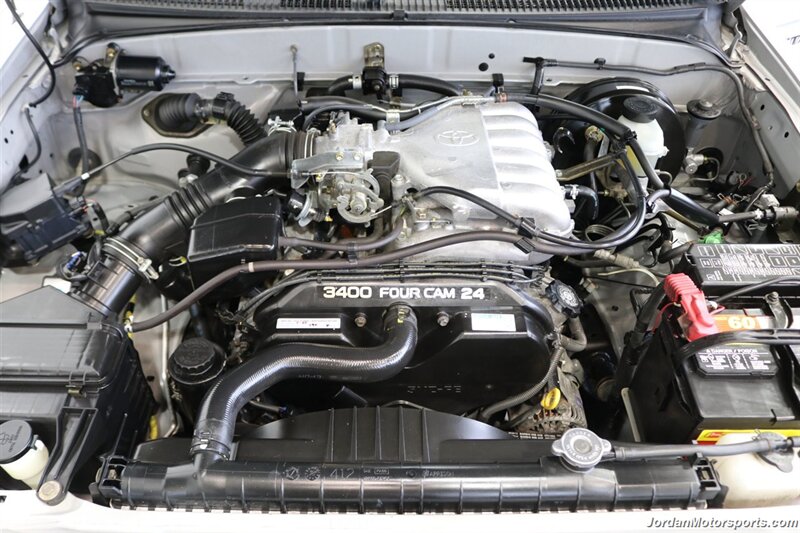 2002 Toyota Tacoma V6  100% RUST FREE* NEW TIMING BELT SERVICE* NEW 2.75 " BILSTEIN TOYTEC LEVEL LIFT W/DIFF DROPS* NEW 33 " FALKEN A/T 4 & 17 "TRD PRO WHEELS* REAR LOCKERS* LIKE NEW BED* ALL ORIGINAL BOOKS & KEYS - Photo 14 - Portland, OR 97230