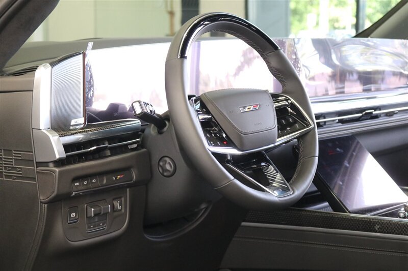 2026 Cadillac Escalade-V V OWNER'S PERSONAL CAR* 1 OF 255* CERAMIC NANO TINT W/ WINDSHIELD* BRAND NEW CONDITION* ALL BOOKS - KEYS - WINDOW STICKER - Photo 29 - Portland, OR 97230