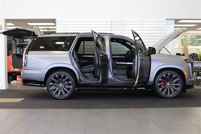 2026 Cadillac Escalade-V V OWNER'S PERSONAL CAR* 1 OF 255* CERAMIC NANO TINT W/ WINDSHIELD* BRAND NEW CONDITION* ALL BOOKS - KEYS - WINDOW STICKER - Photo 11 - Portland, OR 97230