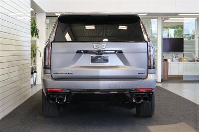 2026 Cadillac Escalade-V V OWNER'S PERSONAL CAR* 1 OF 255* CERAMIC NANO TINT W/ WINDSHIELD* BRAND NEW CONDITION* ALL BOOKS - KEYS - WINDOW STICKER - Photo 9 - Portland, OR 97230