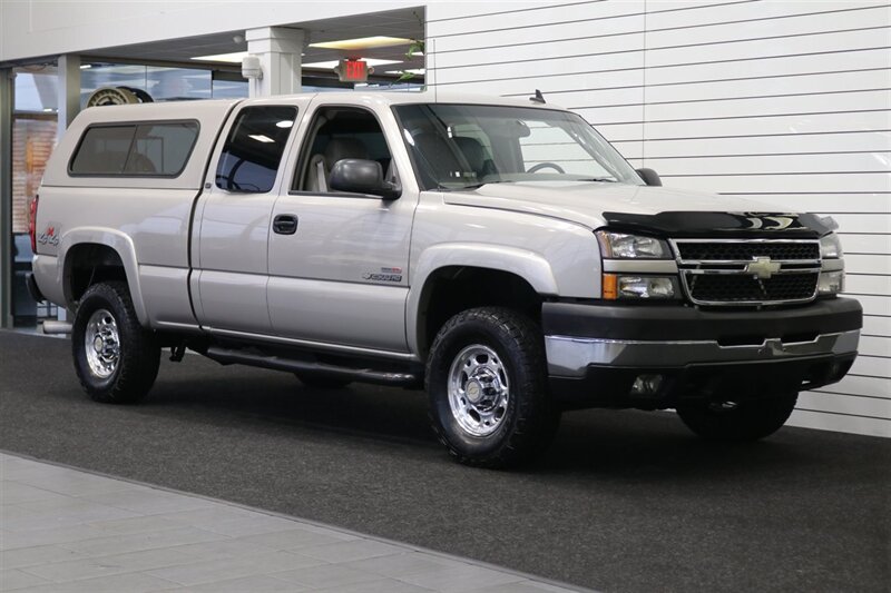 2006 Chevrolet Silverado 2500 LT3 4dr Extended Cab  1-CALIFORNIA OWNER SINCE NEW* 100% RUST FREE* 0-ACCIDENTS* LINEX BED LINER* ALL RECORDS SINCE NEW* ALL FLUIDS & FILTERS REPLACED & FLUSHED* 100% MINT CONDITION
