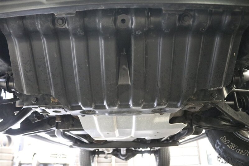 2006 Chevrolet Silverado 2500 LT3 4dr Extended Cab  1-CALIFORNIA OWNER SINCE NEW* 100% RUST FREE* 0-ACCIDENTS* LINEX BED LINER* ALL RECORDS SINCE NEW* ALL FLUIDS & FILTERS REPLACED & FLUSHED* 100% MINT CONDITION - Photo 34 - Portland, OR 97230