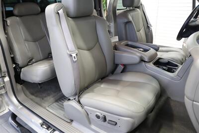 2006 Chevrolet Silverado 2500 LT3 4dr Extended Cab  1-CALIFORNIA OWNER SINCE NEW* 100% RUST FREE* 0-ACCIDENTS* LINEX BED LINER* ALL RECORDS SINCE NEW* ALL FLUIDS & FILTERS REPLACED & FLUSHED* 100% MINT CONDITION - Photo 17 - Portland, OR 97230