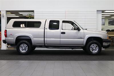 2006 Chevrolet Silverado 2500 LT3 4dr Extended Cab  1-CALIFORNIA OWNER SINCE NEW* 100% RUST FREE* 0-ACCIDENTS* LINEX BED LINER* ALL RECORDS SINCE NEW* ALL FLUIDS & FILTERS REPLACED & FLUSHED* 100% MINT CONDITION - Photo 5 - Portland, OR 97230