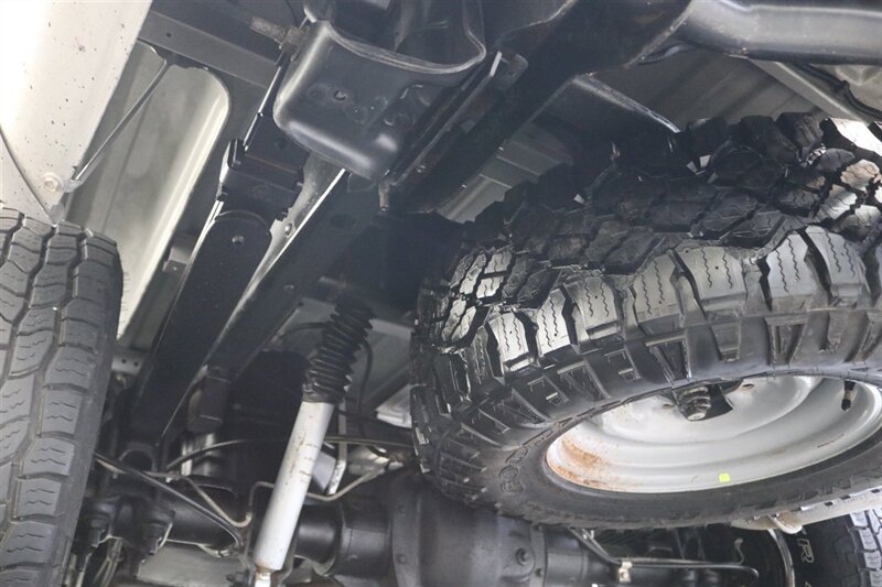 2006 Chevrolet Silverado 2500 LT3 4dr Extended Cab  1-CALIFORNIA OWNER SINCE NEW* 100% RUST FREE* 0-ACCIDENTS* LINEX BED LINER* ALL RECORDS SINCE NEW* ALL FLUIDS & FILTERS REPLACED & FLUSHED* 100% MINT CONDITION - Photo 27 - Portland, OR 97230