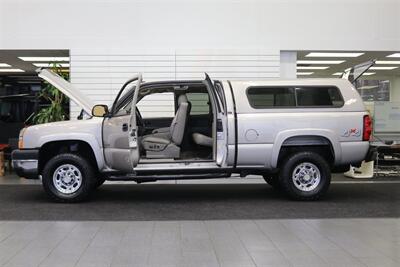 2006 Chevrolet Silverado 2500 LT3 4dr Extended Cab  1-CALIFORNIA OWNER SINCE NEW* 100% RUST FREE* 0-ACCIDENTS* LINEX BED LINER* ALL RECORDS SINCE NEW* ALL FLUIDS & FILTERS REPLACED & FLUSHED* 100% MINT CONDITION - Photo 10 - Portland, OR 97230