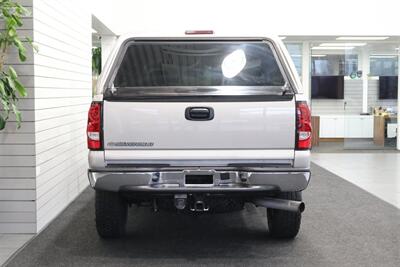 2006 Chevrolet Silverado 2500 LT3 4dr Extended Cab  1-CALIFORNIA OWNER SINCE NEW* 100% RUST FREE* 0-ACCIDENTS* LINEX BED LINER* ALL RECORDS SINCE NEW* ALL FLUIDS & FILTERS REPLACED & FLUSHED* 100% MINT CONDITION - Photo 9 - Portland, OR 97230