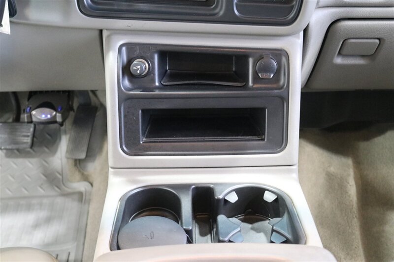 2006 Chevrolet Silverado 2500 LT3 4dr Extended Cab  1-CALIFORNIA OWNER SINCE NEW* 100% RUST FREE* 0-ACCIDENTS* LINEX BED LINER* ALL RECORDS SINCE NEW* ALL FLUIDS & FILTERS REPLACED & FLUSHED* 100% MINT CONDITION - Photo 89 - Portland, OR 97230