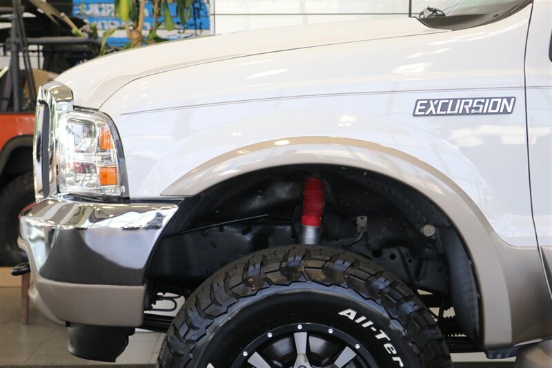 2000 Ford Excursion Limited  100% RUST & CORROSION FREE* BANKS MONSTER EXHAUST / 5 POSITION TUNER / COLD AIR INTAKE* 3 " LEVEL KIT* NEW 35 " BFG KO3s W/NEW 17 "WHEELS* WARN MANUAL HUBS* 2005 GRILL-HEADLIGHTS - Photo 56 - Portland, OR 97230