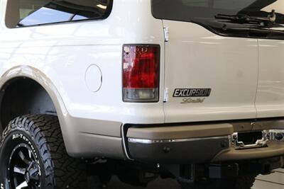 2000 Ford Excursion Limited  100% RUST & CORROSION FREE* BANKS MONSTER EXHAUST / 5 POSITION TUNER / COLD AIR INTAKE* 3 " LEVEL KIT* NEW 35 " BFG KO3s W/NEW 17 "WHEELS* WARN MANUAL HUBS* 2005 GRILL-HEADLIGHTS - Photo 53 - Portland, OR 97230