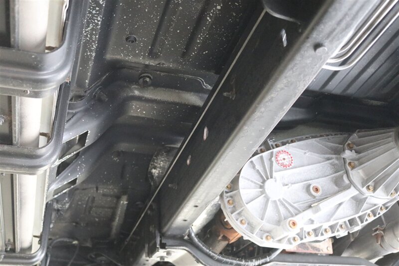 2000 Ford Excursion Limited  100% RUST & CORROSION FREE* BANKS MONSTER EXHAUST / 5 POSITION TUNER / COLD AIR INTAKE* 3 " LEVEL KIT* NEW 35 " BFG KO3s W/NEW 17 "WHEELS* WARN MANUAL HUBS* 2005 GRILL-HEADLIGHTS - Photo 26 - Portland, OR 97230
