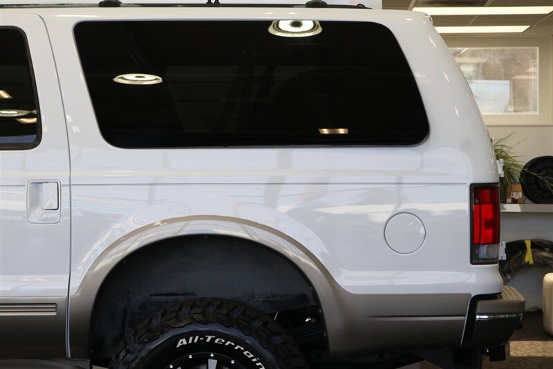 2000 Ford Excursion Limited  100% RUST & CORROSION FREE* BANKS MONSTER EXHAUST / 5 POSITION TUNER / COLD AIR INTAKE* 3 " LEVEL KIT* NEW 35 " BFG KO3s W/NEW 17 "WHEELS* WARN MANUAL HUBS* 2005 GRILL-HEADLIGHTS - Photo 60 - Portland, OR 97230