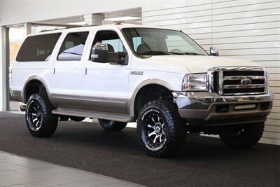 2000 Ford Excursion Limited  100% RUST & CORROSION FREE* BANKS MONSTER EXHAUST / 5 POSITION TUNER / COLD AIR INTAKE* 3 " LEVEL KIT* NEW 35 " BFG KO3s W/NEW 17 "WHEELS* WARN MANUAL HUBS* 2005 GRILL-HEADLIGHTS - Photo 2 - Portland, OR 97230