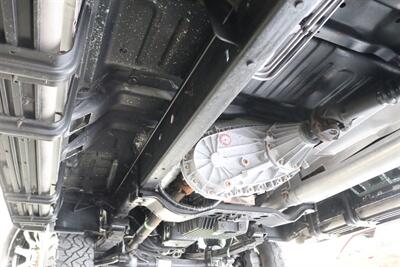 2000 Ford Excursion Limited  100% RUST & CORROSION FREE* BANKS MONSTER EXHAUST / 5 POSITION TUNER / COLD AIR INTAKE* 3 " LEVEL KIT* NEW 35 " BFG KO3s W/NEW 17 "WHEELS* WARN MANUAL HUBS* 2005 GRILL-HEADLIGHTS - Photo 24 - Portland, OR 97230