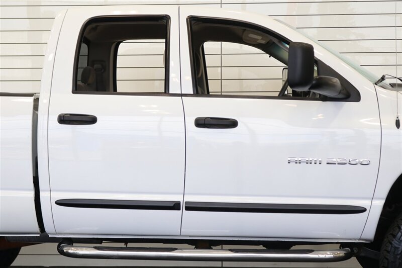 2005 Dodge Ram 2500 SLT 4dr Quad Cab SLT  1-ARIZONA OWNER* 100% RUST & ACCIDENT FREE* NEW 3 "BILSTEIN LEVEL KIT* NEW 35 "BFG KO3* NEW BALL JOINTS/HUBS/TIE RODS* ALL BOOKS & MANUALS & WINDOW STICKER* NV5600 6-SPD - Photo 47 - Portland, OR 97230