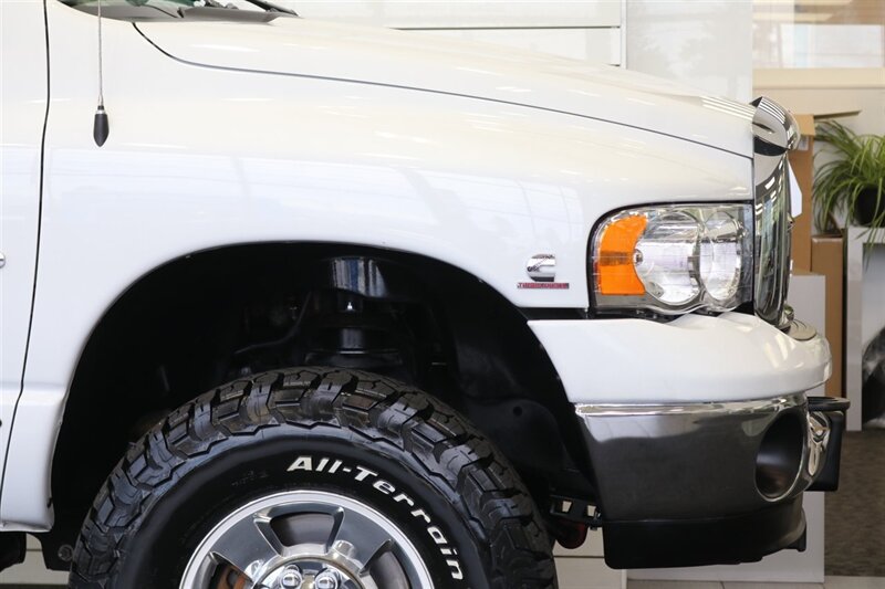 2005 Dodge Ram 2500 SLT 4dr Quad Cab SLT  1-ARIZONA OWNER* 100% RUST & ACCIDENT FREE* NEW 3 "BILSTEIN LEVEL KIT* NEW 35 "BFG KO3* NEW BALL JOINTS/HUBS/TIE RODS* ALL BOOKS & MANUALS & WINDOW STICKER* NV5600 6-SPD - Photo 45 - Portland, OR 97230