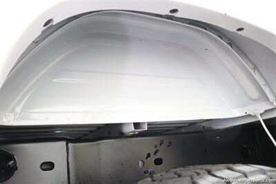 2007 GMC Sierra 2500HD Classic SLT  1-OWNER* COLLECTOR QUALITY* 18K ACTUAL MILES* LBX DURAMAX CLASSIC* FABTEC LIFT* 35 "TOYO R/T TRAIL 10-PLY TIRS* 18 "KMC WHEELS* SPRAY IN BED LINER* 0-RUST* MOON ROOF* ALL BOOKS & KEYS* - Photo 31 - Portland, OR 97230