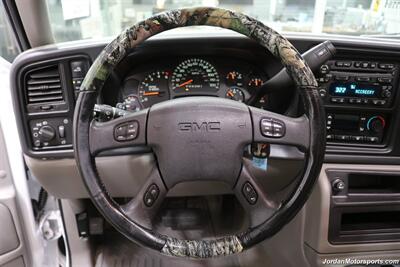 2007 GMC Sierra 2500HD Classic SLT  1-OWNER* COLLECTOR QUALITY* 18K ACTUAL MILES* LBX DURAMAX CLASSIC* FABTEC LIFT* 35 "TOYO R/T TRAIL 10-PLY TIRS* 18 "KMC WHEELS* SPRAY IN BED LINER* 0-RUST* MOON ROOF* ALL BOOKS & KEYS* - Photo 79 - Portland, OR 97230