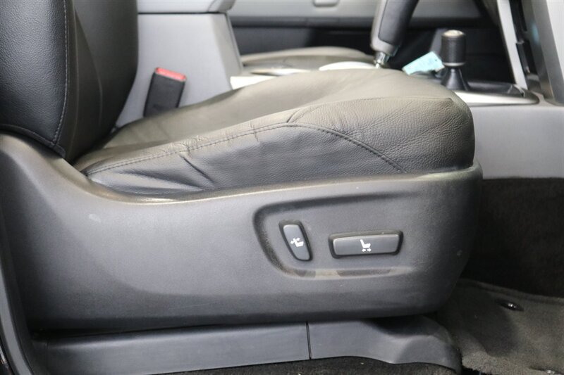 2012 Toyota 4Runner SR5  100% RUST FREE* FULL NEW OVERLAND BUILD* NEW BILSTEIN TOYTEC 2 "LEVEL KIT* NEW 33 " FALKEN A/T4s* NEW 17 "TRD PROs* 3RD ROW SEAT* FULL BLACK OUT PKG* FRESH SERVICE* ALL SERVICE RECORDS SINCE NEW - Photo 61 - Portland, OR 97230