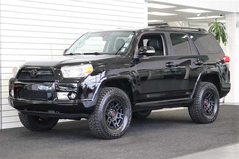 2012 Toyota 4Runner SR5  100% RUST FREE* FULL NEW OVERLAND BUILD* NEW BILSTEIN TOYTEC 2 "LEVEL KIT* NEW 33 " FALKEN A/T4s* NEW 17 "TRD PROs* 3RD ROW SEAT* FULL BLACK OUT PKG* FRESH SERVICE* ALL SERVICE RECORDS SINCE NEW - Photo 3 - Portland, OR 97230