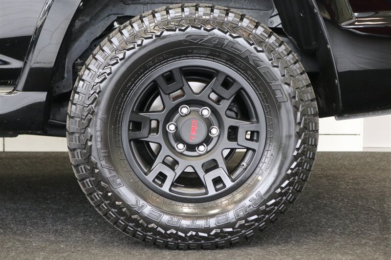 2012 Toyota 4Runner SR5  100% RUST FREE* FULL NEW OVERLAND BUILD* NEW BILSTEIN TOYTEC 2 "LEVEL KIT* NEW 33 " FALKEN A/T4s* NEW 17 "TRD PROs* 3RD ROW SEAT* FULL BLACK OUT PKG* FRESH SERVICE* ALL SERVICE RECORDS SINCE NEW - Photo 52 - Portland, OR 97230