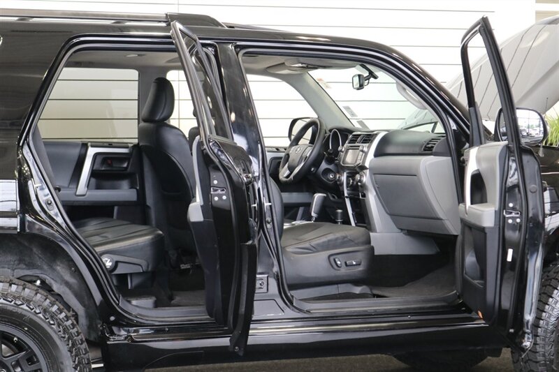 2012 Toyota 4Runner SR5  100% RUST FREE* FULL NEW OVERLAND BUILD* NEW BILSTEIN TOYTEC 2 "LEVEL KIT* NEW 33 " FALKEN A/T4s* NEW 17 "TRD PROs* 3RD ROW SEAT* FULL BLACK OUT PKG* FRESH SERVICE* ALL SERVICE RECORDS SINCE NEW - Photo 45 - Portland, OR 97230
