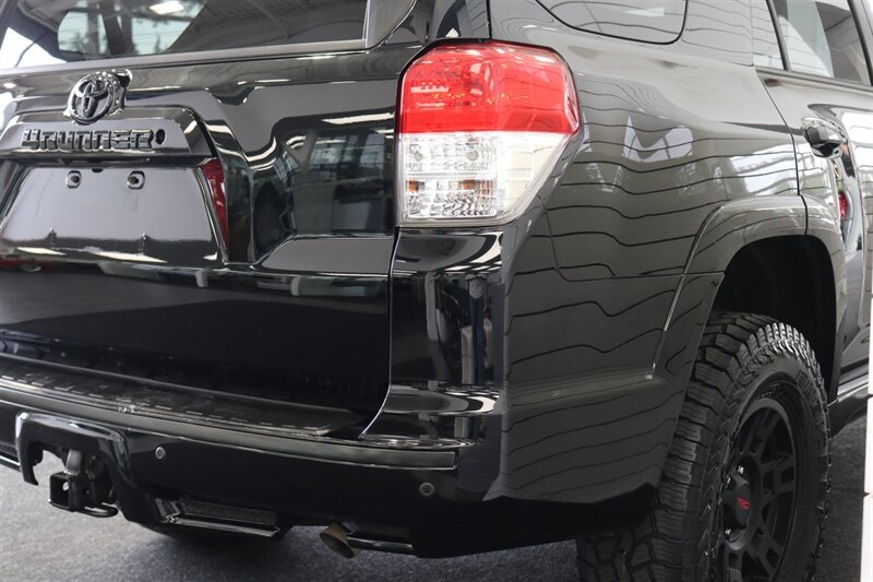 2012 Toyota 4Runner SR5  100% RUST FREE* FULL NEW OVERLAND BUILD* NEW BILSTEIN TOYTEC 2 "LEVEL KIT* NEW 33 " FALKEN A/T4s* NEW 17 "TRD PROs* 3RD ROW SEAT* FULL BLACK OUT PKG* FRESH SERVICE* ALL SERVICE RECORDS SINCE NEW - Photo 14 - Portland, OR 97230