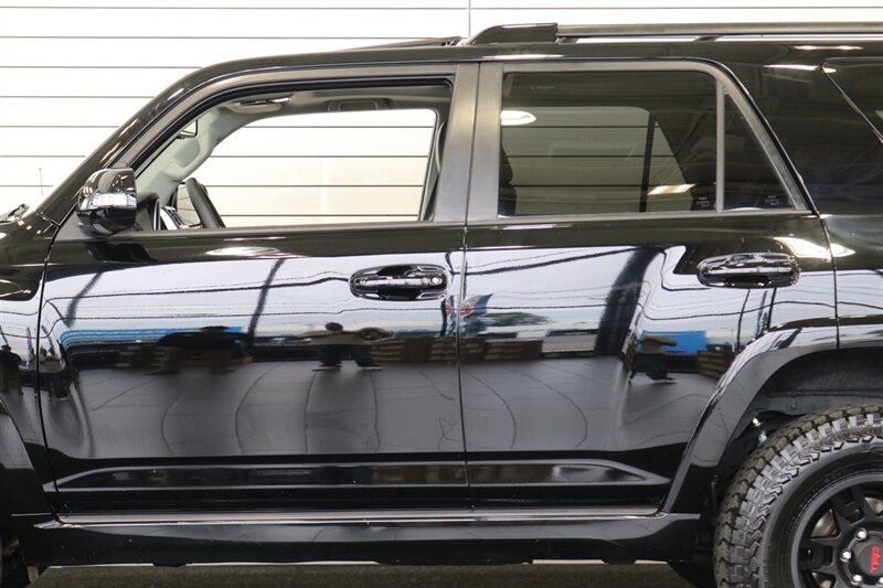 2012 Toyota 4Runner SR5  100% RUST FREE* FULL NEW OVERLAND BUILD* NEW BILSTEIN TOYTEC 2 "LEVEL KIT* NEW 33 " FALKEN A/T4s* NEW 17 "TRD PROs* 3RD ROW SEAT* FULL BLACK OUT PKG* FRESH SERVICE* ALL SERVICE RECORDS SINCE NEW - Photo 40 - Portland, OR 97230