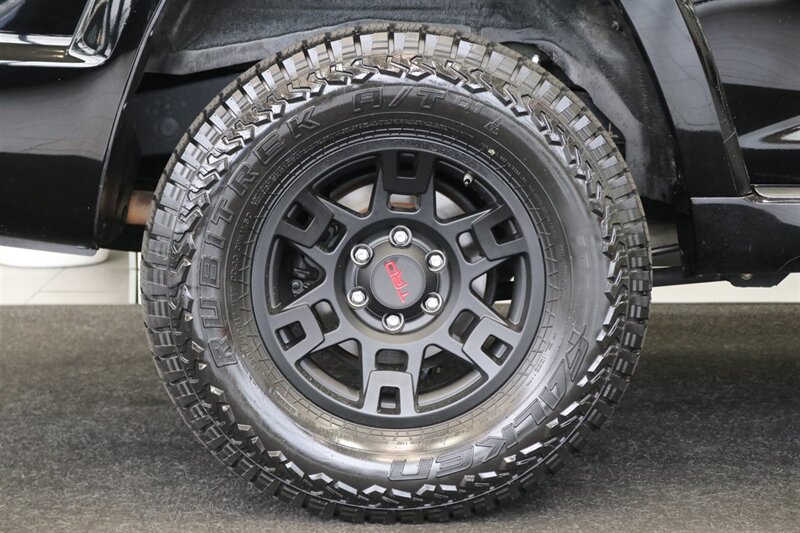 2012 Toyota 4Runner SR5  100% RUST FREE* FULL NEW OVERLAND BUILD* NEW BILSTEIN TOYTEC 2 "LEVEL KIT* NEW 33 " FALKEN A/T4s* NEW 17 "TRD PROs* 3RD ROW SEAT* FULL BLACK OUT PKG* FRESH SERVICE* ALL SERVICE RECORDS SINCE NEW - Photo 53 - Portland, OR 97230