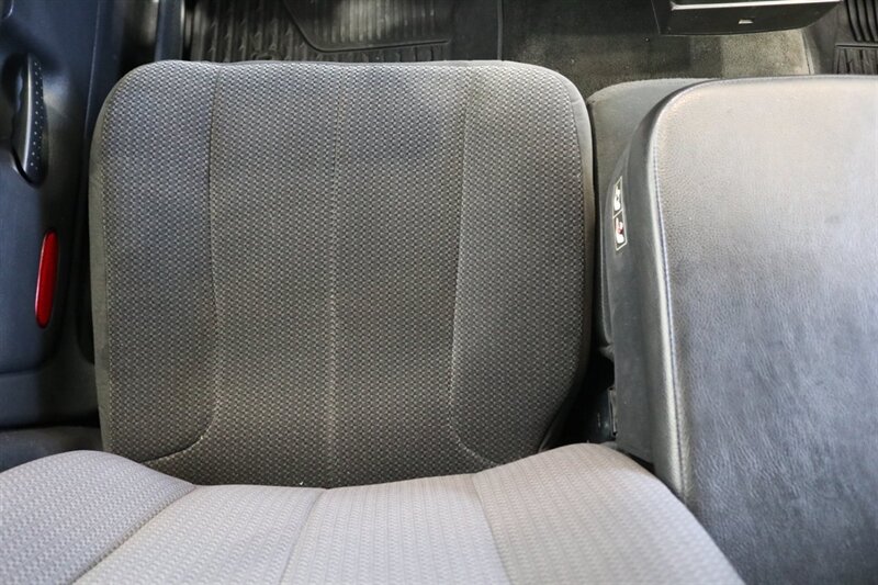 2004 Dodge Ram 2500 ST 4dr Quad Cab ST - Photo 48 - Portland, OR 97230