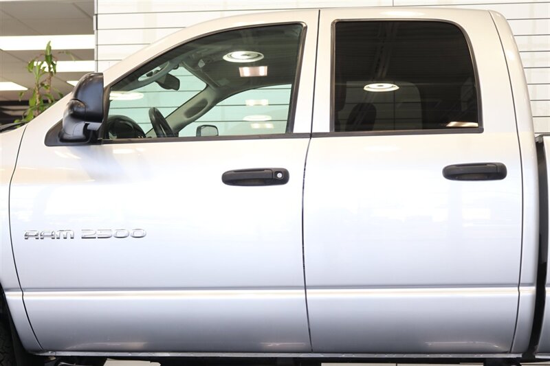 2004 Dodge Ram 2500 ST 4dr Quad Cab ST - Photo 38 - Portland, OR 97230