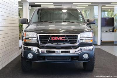2006 GMC Sierra 2500  1-OWNER* VOTEC 8.1L WITH 6-SPEED ALLISON TRANSMISSION* CREW CAB LONG BED* NEVER HAD 5TH WHEEL OR GOOSENECK* 78K MILES ONLY* NEW BFGs* ALL BOOKS & KEYS* PAINT MATCHED CANOPY - Photo 8 - Portland, OR 97230