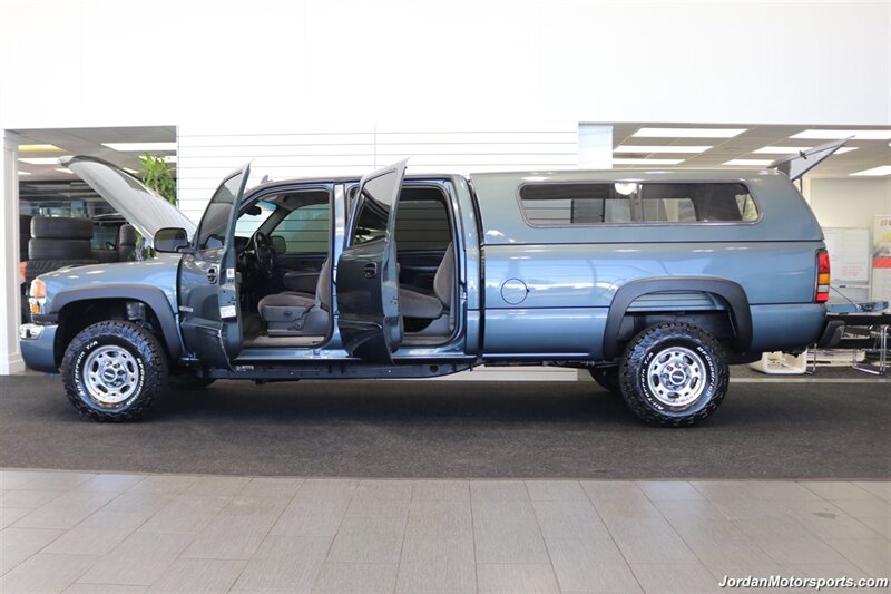 2006 GMC Sierra 2500  1-OWNER* VOTEC 8.1L WITH 6-SPEED ALLISON TRANSMISSION* CREW CAB LONG BED* NEVER HAD 5TH WHEEL OR GOOSENECK* 78K MILES ONLY* NEW BFGs* ALL BOOKS & KEYS* PAINT MATCHED CANOPY - Photo 10 - Portland, OR 97230