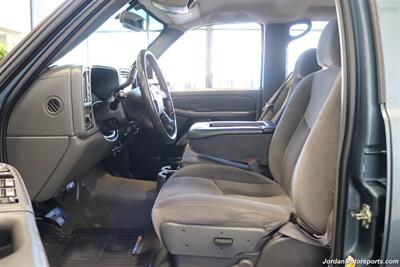 2006 GMC Sierra 2500  1-OWNER* VOTEC 8.1L WITH 6-SPEED ALLISON TRANSMISSION* CREW CAB LONG BED* NEVER HAD 5TH WHEEL OR GOOSENECK* 78K MILES ONLY* NEW BFGs* ALL BOOKS & KEYS* PAINT MATCHED CANOPY - Photo 76 - Portland, OR 97230