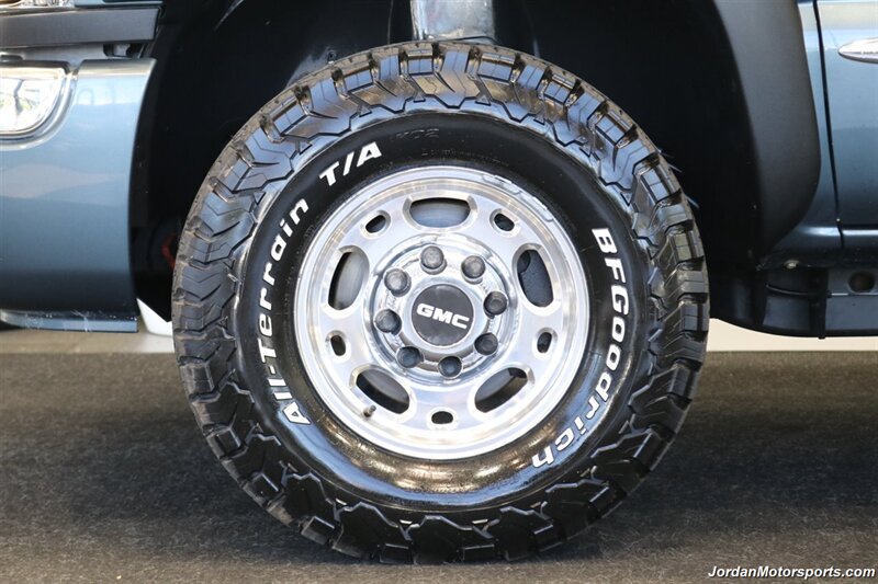 2006 GMC Sierra 2500  1-OWNER* VOTEC 8.1L WITH 6-SPEED ALLISON TRANSMISSION* CREW CAB LONG BED* NEVER HAD 5TH WHEEL OR GOOSENECK* 78K MILES ONLY* NEW BFGs* ALL BOOKS & KEYS* PAINT MATCHED CANOPY - Photo 21 - Portland, OR 97230