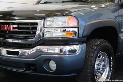 2006 GMC Sierra 2500  1-OWNER* VOTEC 8.1L WITH 6-SPEED ALLISON TRANSMISSION* CREW CAB LONG BED* NEVER HAD 5TH WHEEL OR GOOSENECK* 78K MILES ONLY* NEW BFGs* ALL BOOKS & KEYS* PAINT MATCHED CANOPY - Photo 12 - Portland, OR 97230