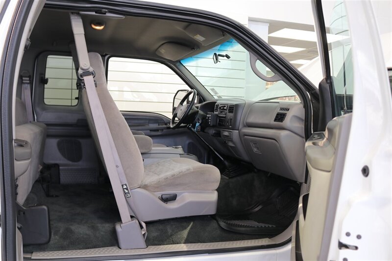 2000 Ford F-350 Super Duty XLT 4dr SuperCab XLT - Photo 45 - Portland, OR 97230