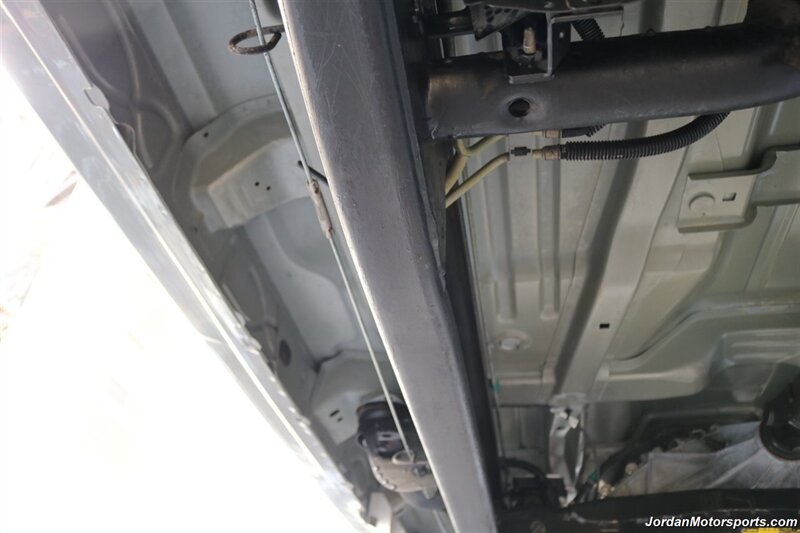 2003 Chevrolet Silverado 2500 LS  1-OWNER* NEW INJECTORS & VALVE COVER GASKETS 4K MLS AGO* 100% RUST FREE* NEVER HAD 5TH WHEEL OR GOOSENECK* NEW 33 "FALKEN A/T 4W 10-PLY TIRES* NEW 2.5 "LEVEL KIT * LONG BED - Photo 26 - Portland, OR 97230