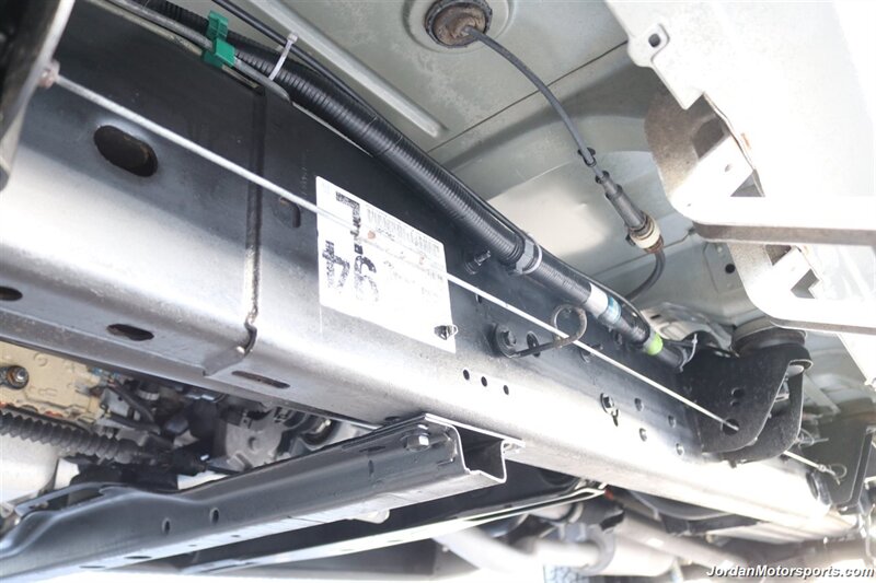 2003 Chevrolet Silverado 2500 LS  1-OWNER* NEW INJECTORS & VALVE COVER GASKETS 4K MLS AGO* 100% RUST FREE* NEVER HAD 5TH WHEEL OR GOOSENECK* NEW 33 "FALKEN A/T 4W 10-PLY TIRES* NEW 2.5 "LEVEL KIT * LONG BED - Photo 23 - Portland, OR 97230