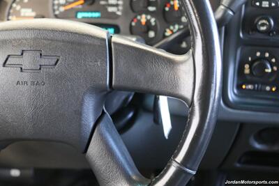 2003 Chevrolet Silverado 2500 LS  1-OWNER* NEW INJECTORS & VALVE COVER GASKETS 4K MLS AGO* 100% RUST FREE* NEVER HAD 5TH WHEEL OR GOOSENECK* NEW 33 "FALKEN A/T 4W 10-PLY TIRES* NEW 2.5 "LEVEL KIT * LONG BED - Photo 85 - Portland, OR 97230