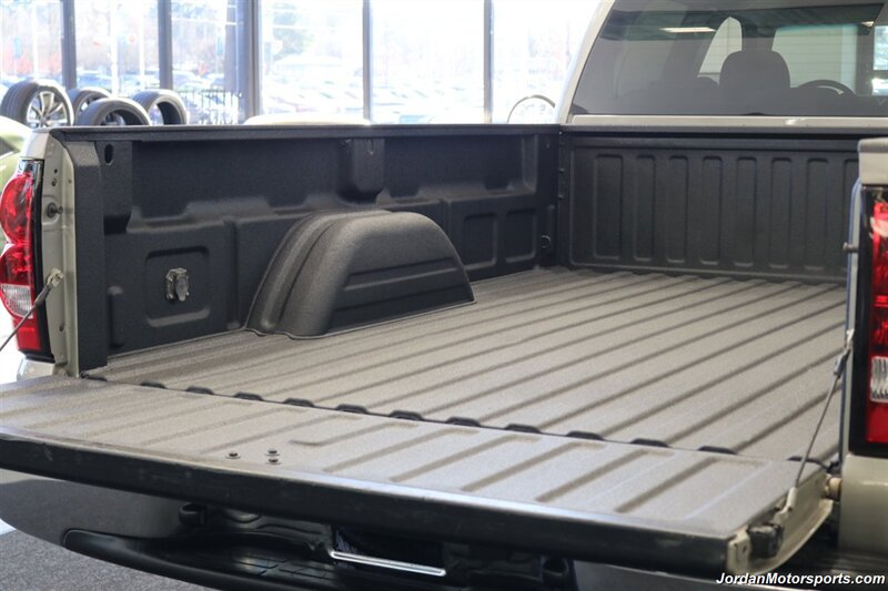 2003 Chevrolet Silverado 2500 LS  1-OWNER* NEW INJECTORS & VALVE COVER GASKETS 4K MLS AGO* 100% RUST FREE* NEVER HAD 5TH WHEEL OR GOOSENECK* NEW 33 "FALKEN A/T 4W 10-PLY TIRES* NEW 2.5 "LEVEL KIT * LONG BED - Photo 45 - Portland, OR 97230